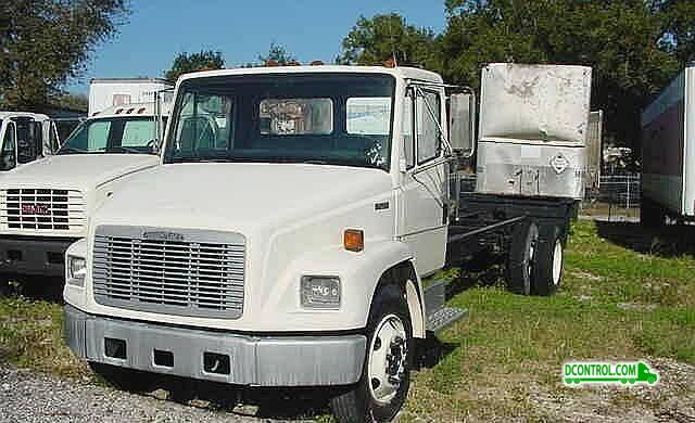 2001 Freightliner FL60